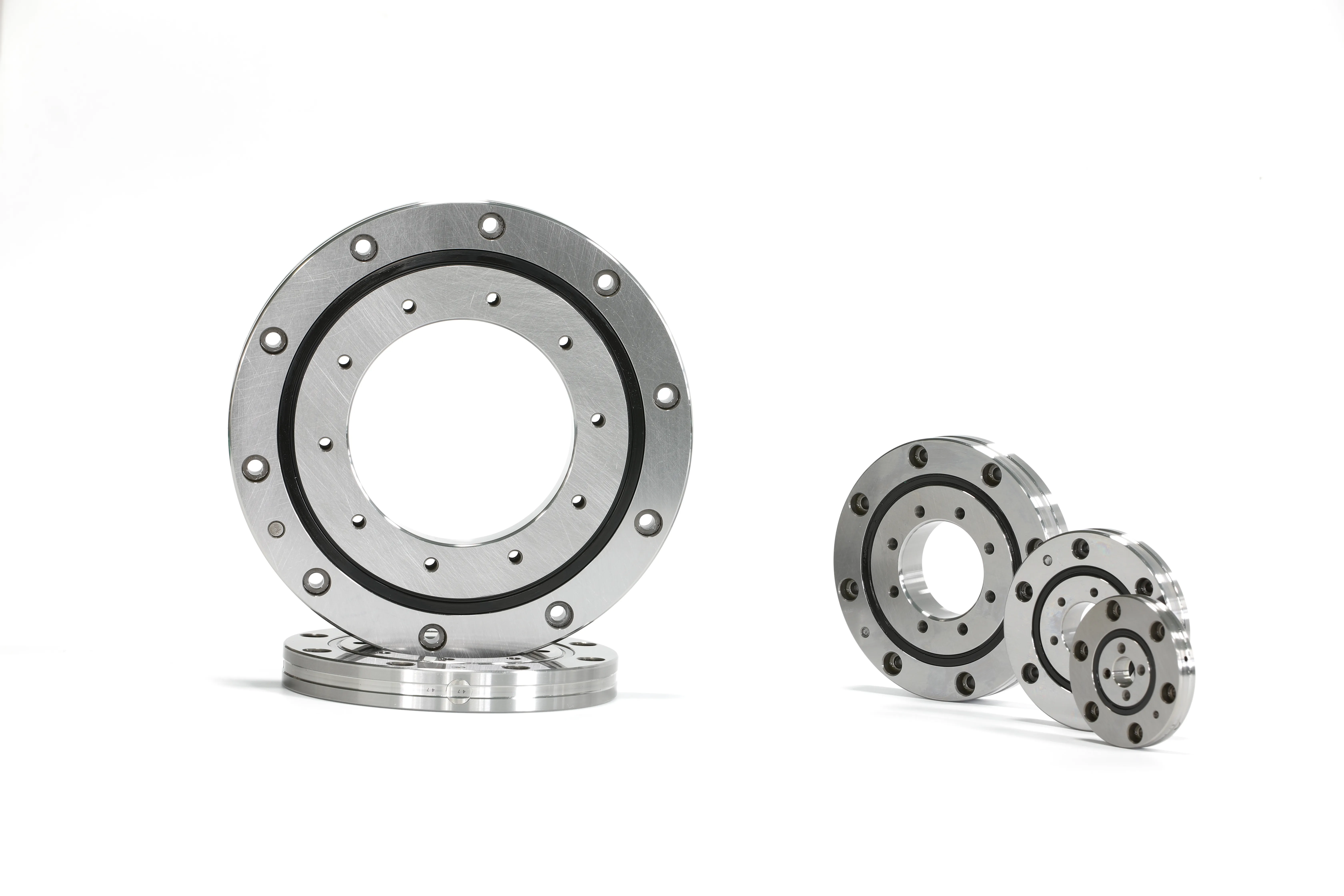 The high technological barriers in the cross roller bearing industry and the emerging demand for humanoid robots