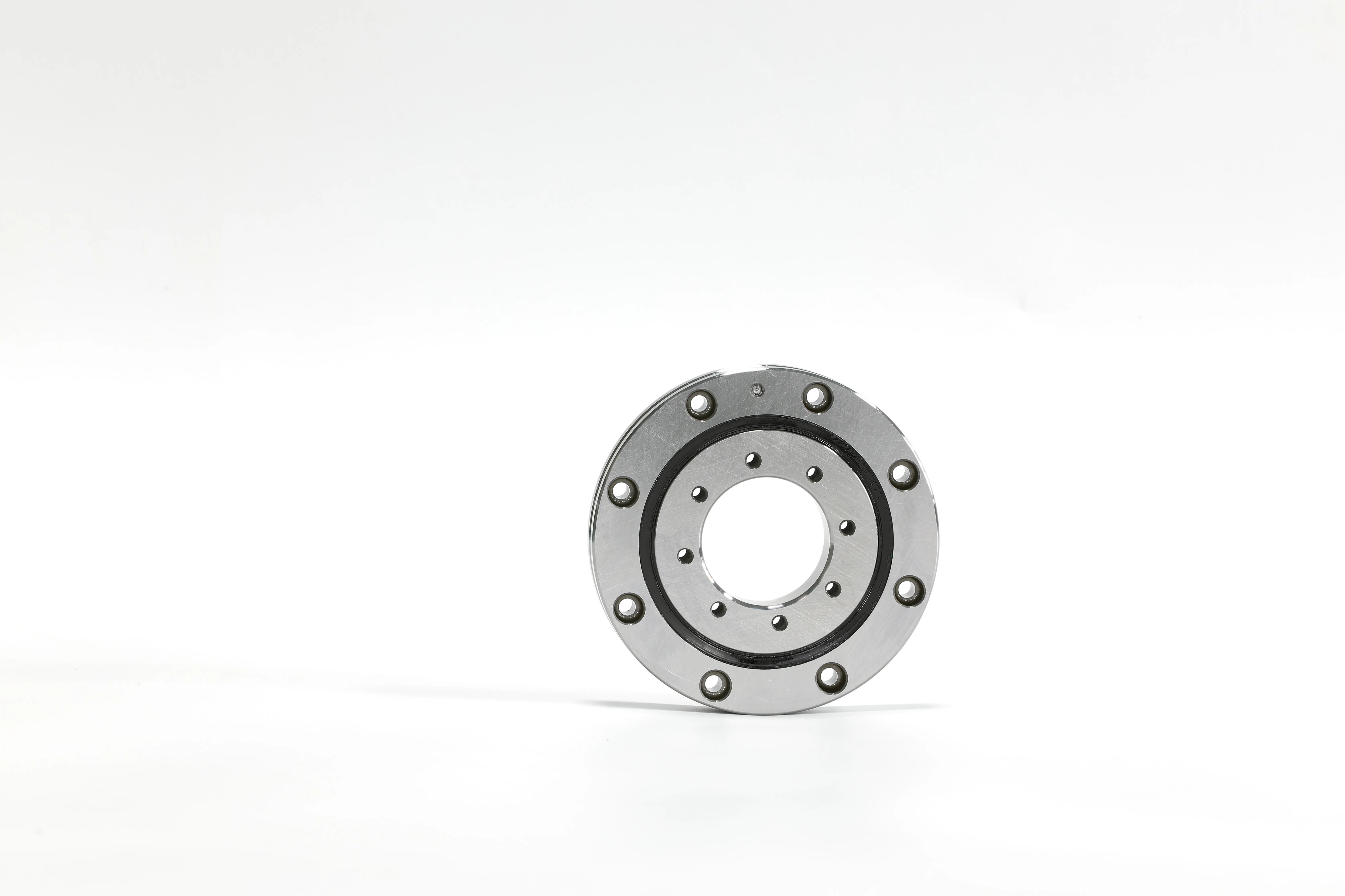 The Application of RU42, RU66 cross roller bearings on drone Pan-Tilt-Zoom camera platform control